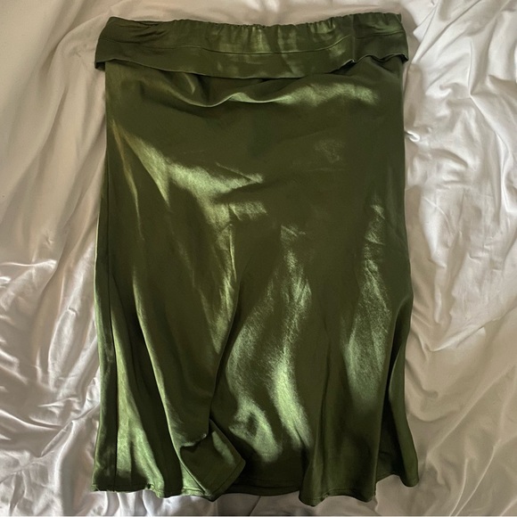 Green Windsor Dress - Picture 1 of 4